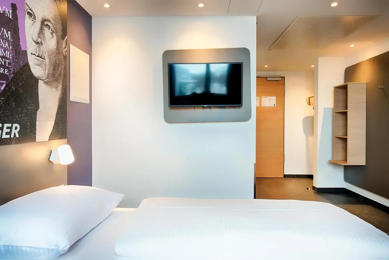 B&B Hotel Augsburg-West  Augsburg