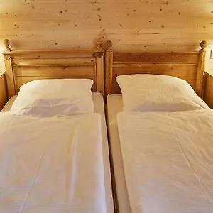 https://hotel-capima.topcolognehotels.com